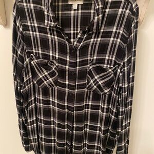 Lucky Brand Black and White Plaid Shirt with split back.